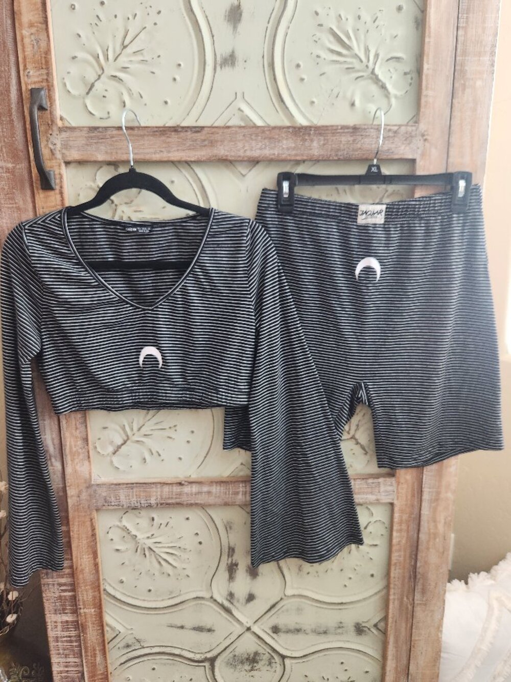 Jaguar Biker Boxer Shorts and Cropped Bell-sleeve Top Lounge Set | Large